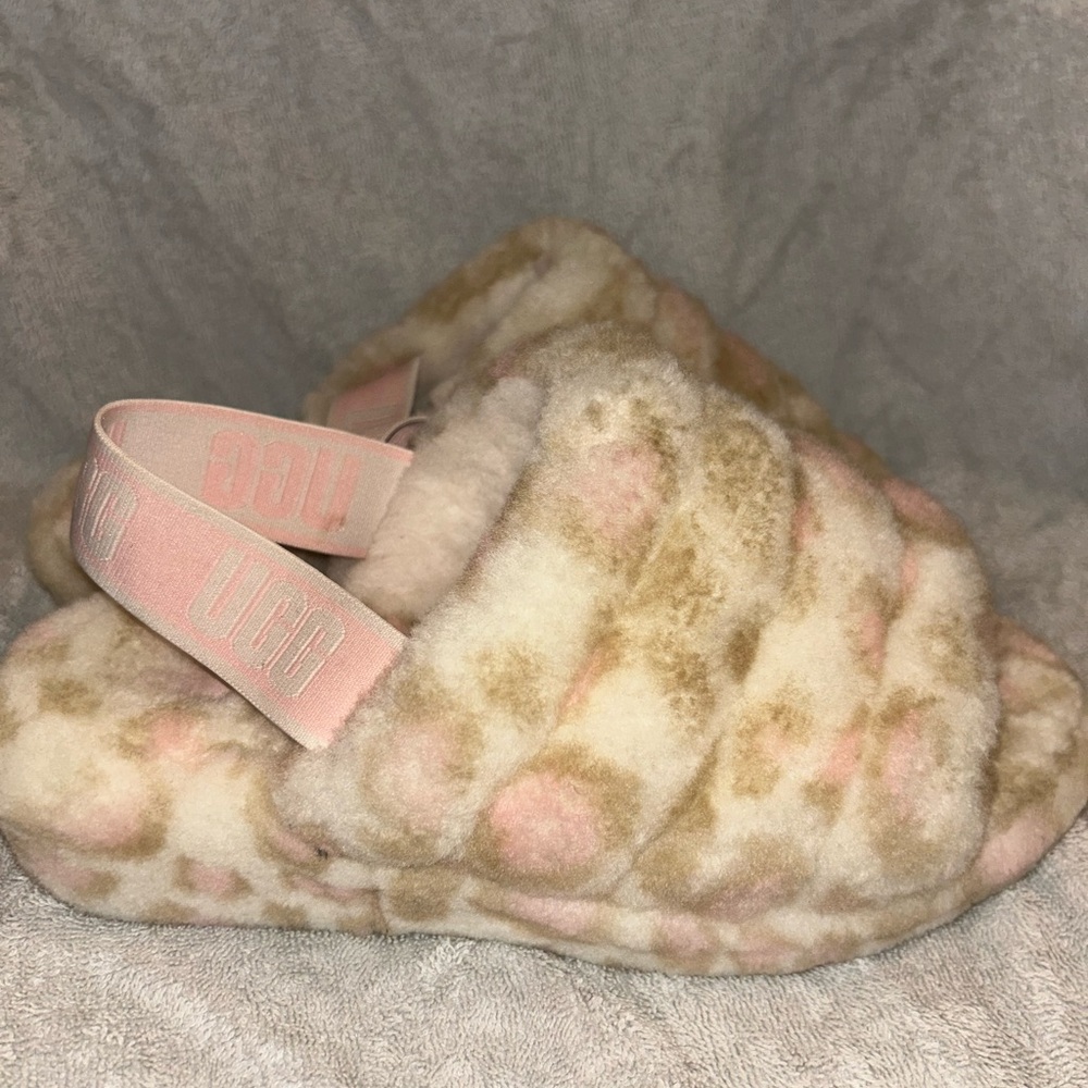 UGG Fluff Yeah Slide Panther Print Slipper in White Size 8